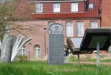 Alte Gräber vor dem Alten Leuchtturm