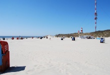 Am Südstrand - sonnig, aber kaum Leute am Strand