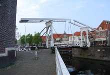 Eine typische holländische Klappbrücke