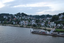 Vorbei an Blankenese