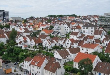 Von unserem Schiff kann man die Altstadt gut sehen...