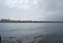 Blick von der Seebrücke auf den Strand