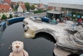 Auf dem Dach vom Ozeaneum: Die Tuxe