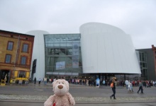 Das bin ich, vor dem Ozeaneum