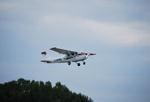 Da kommt unser Flugzeug!