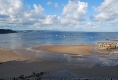 Der Strand von Tenby, es ist Ebbe