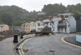 Der Hafen von Fishguard im Regen