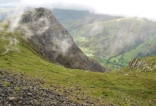 Der Blick ins Tal. Auf der anderen Seite war es viel schöner, nur die konnten wir leider nicht sehen.